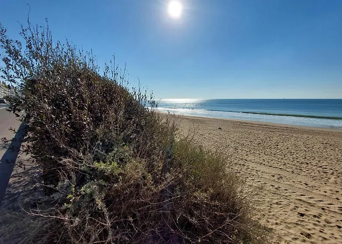 Cozy In Lyphard With Wifi Saint-Lyphard